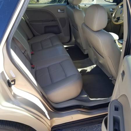 2007 Ford Five Hundred Limited **AWD / 111k!!** - cars & trucks - by... for sale in Phoenix, AZ – photo 13