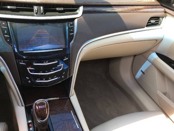 2013 Cadillac XTS Premium for sale in Middleton, WI – photo 15