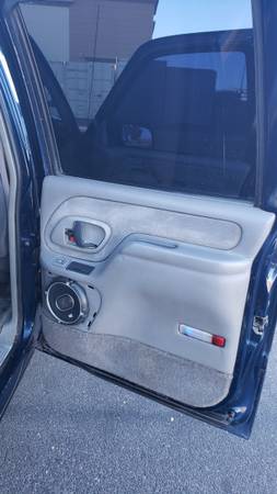 1999 gmc suburban k1500 4x4 - cars & trucks - by owner - vehicle... for sale in Stanfield, AZ – photo 16