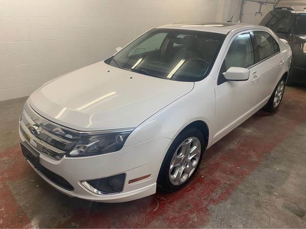 2012 Ford Fusion SEL V6 AWD 78K Miles! - - by dealer for sale in Lincoln, NE – photo 3