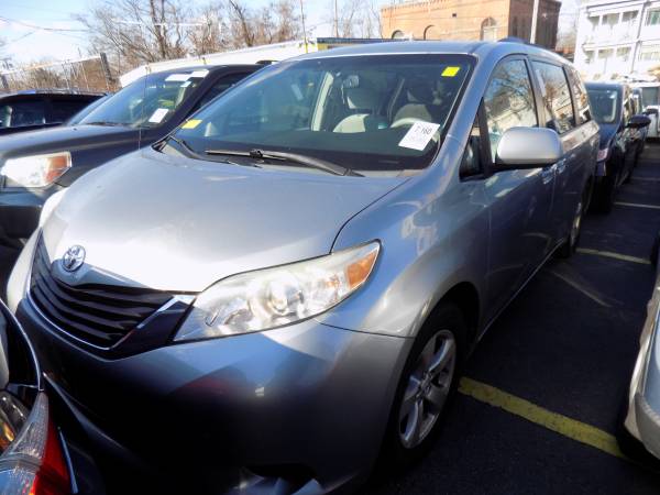 2011 TOYOTA SIENNA - - by dealer - vehicle automotive for sale in Providence, RI – photo 2