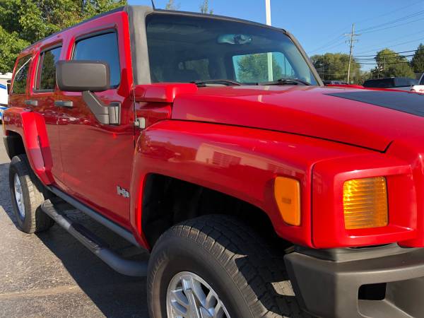 Clean! 2007 Hummer H3! AWD! Guaranteed Finance! for sale in Ortonville, MI – photo 12