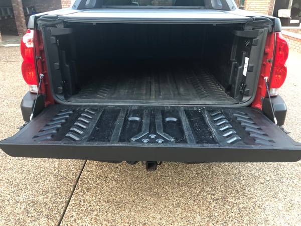 03’ Chevy Avalanche for sale in Colleyville, TX – photo 6