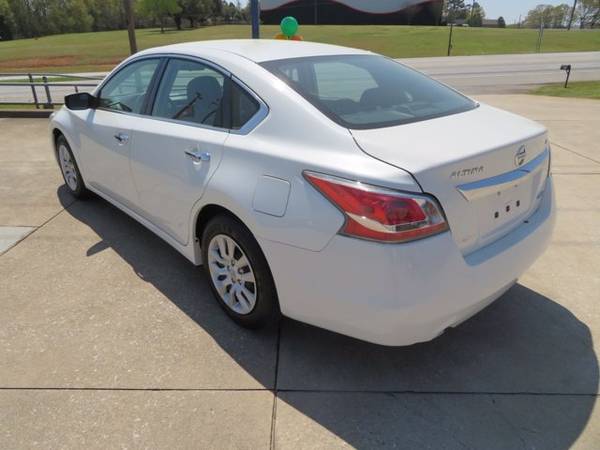 2014 Nissan Altima 4dr Sdn I4 2 5 S hatchback White for sale in Lyman, NC – photo 5