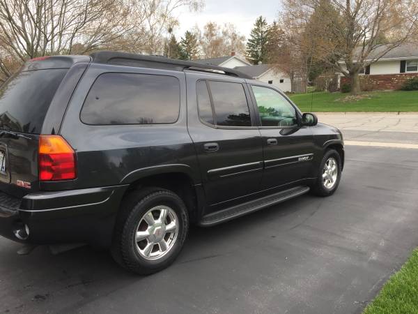 2004 GMC Envoy XL 4WD-Excellent for sale in STURGEON BAY, WI – photo 3