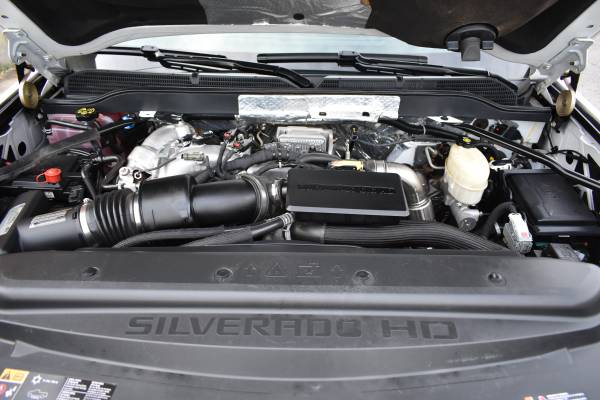 1 Owner 2017 Chevrolet Silverado 3500 DRW Diesel 4x4 Crew Cab... for sale in Apex, NC – photo 13