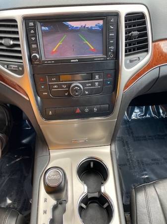 2013 Jeep Grand Cherokee Limited 4WD-70K Miles-Roof-Leather-Super... for sale in Lebanon, IN – photo 24