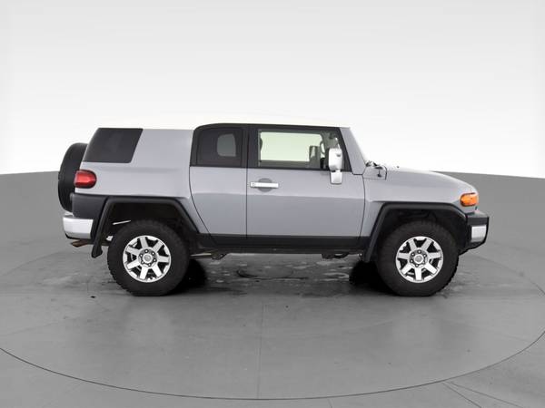 2014 Toyota FJ Cruiser Sport Utility 2D suv Gray - FINANCE ONLINE -... for sale in Washington, District Of Columbia – photo 13