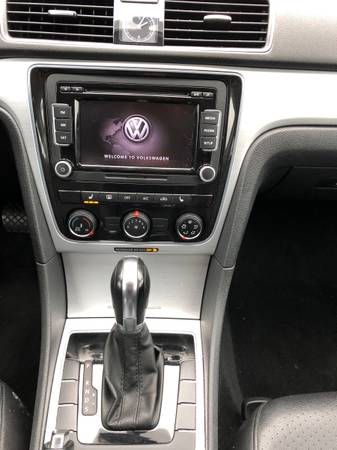 2013 VW VOLKSWAGEN PASSAT SE 2.5L IMMACULATE CONDITION LEATHER 2... for sale in BLUE SPRINGS, MO – photo 14