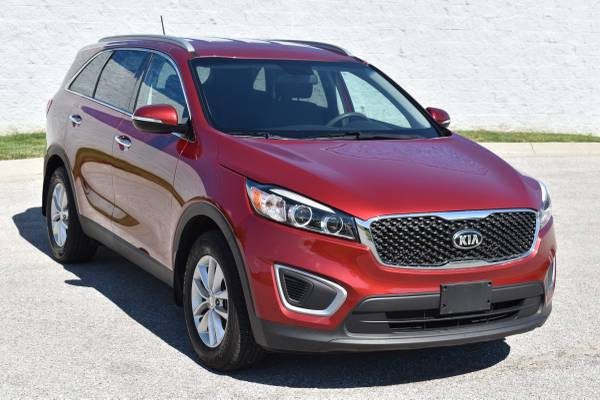 2017 KIA SORENTO LX ***CLEAN TITLE W/42K MILES ONLY*** - cars &... for sale in Omaha, IA – photo 4