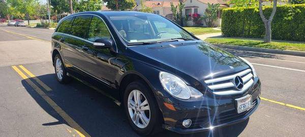 2008 Mercedes-Benz R-Class R 350 Sport Wagon 4D - FREE CARFAX ON for sale in Los Angeles, CA – photo 8