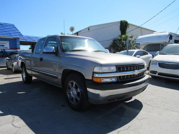 2001 CHEVROLET SILVERADO 1500 - - by dealer - vehicle for sale in Brandon, FL – photo 3