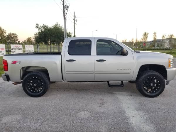2011 Chevy Silverado Crew Cab, 4x4, LIFTED, Z71, LOW MILES!! for sale in Lutz, FL – photo 4
