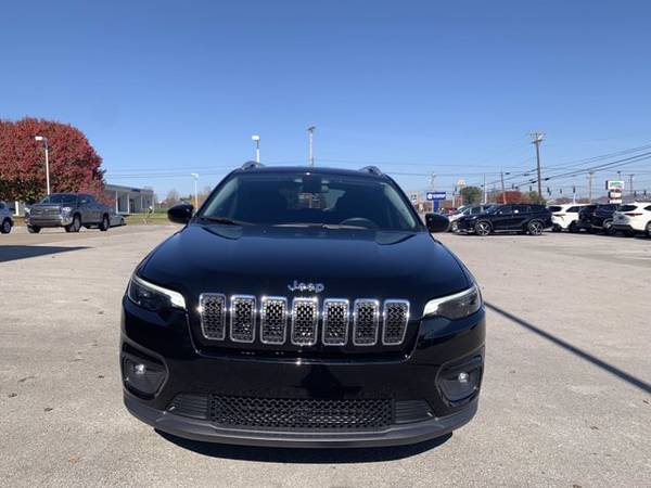 2019 Jeep Cherokee Latitude - cars & trucks - by dealer - vehicle... for sale in Somerset, KY – photo 9