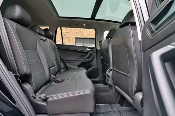 2019 Volkswagen Tiguan 2 0T SEL 4MOTION Deep B for sale in Oak Forest, IL – photo 15