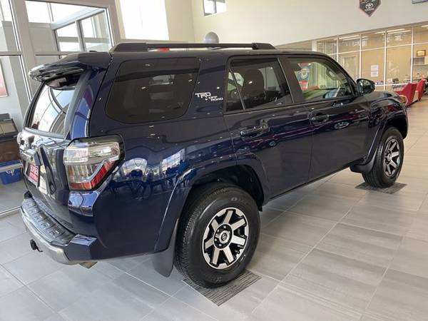 2020 Toyota 4Runner 4x4 Sr5 V6 - - by dealer - vehicle for sale in Burien, WA – photo 4