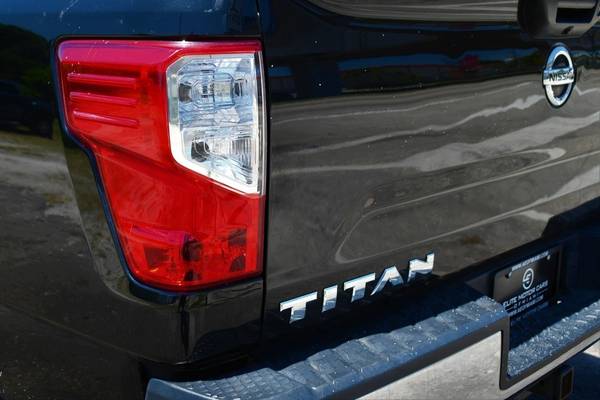 2019 Nissan Titan SV 4x2 4dr Crew Cab Pickup Truck for sale in Miami, LA – photo 9