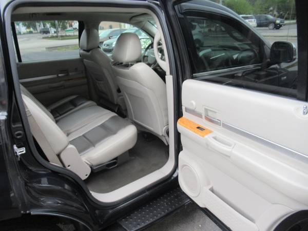 2008 Chrysler Aspen LIMITED ! only 95k ! loaded ! for sale in North Ridgeville, OH – photo 16
