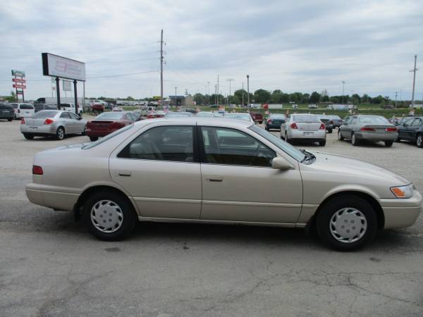 1999 Toyota Camry Very dependable as low as 600 down and 50 a week for sale in Oak Grove, MO – photo 4
