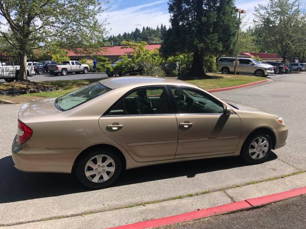 2002 Toyota Camry LE Sedan - Local Trade, Affordable, Auto - cars for sale in Kirkland, WA – photo 4