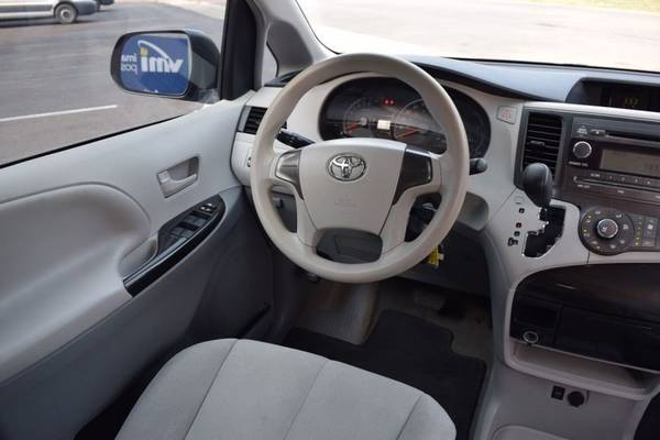 2014 *Toyota* *Sienna* *5dr 7-Passenger Van V6 L FWD - cars & trucks... for sale in Denver, NM – photo 20