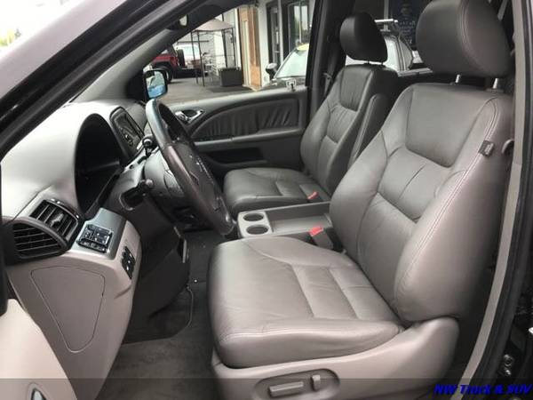 2010 Honda Odyssey Touring Leather NAV DVD Clean Carfax Local Famil for sale in Milwaukee, OR – photo 8