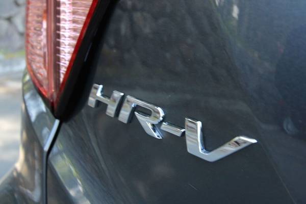 2018 Honda HR-V LX - - by dealer - vehicle for sale in Bellevue, WA – photo 17