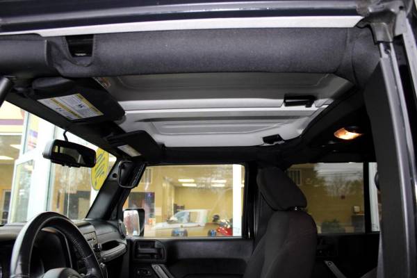 2015 Jeep Wrangler UNLIMITED SPORT WITH HARD AND SOFT 35 TIRES -... for sale in Hooksett, RI – photo 22
