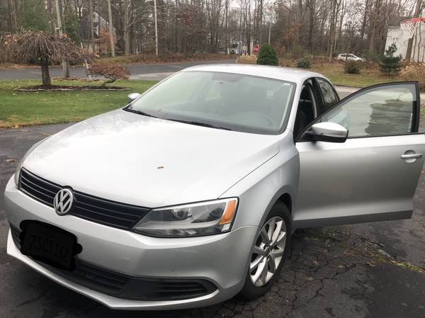 2012 VW Jetta 2.5SE - cars & trucks - by owner - vehicle automotive... for sale in Hamden, CT – photo 9