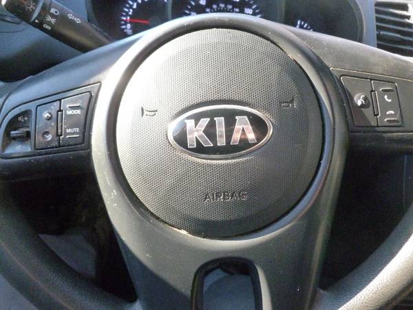 2013 Kia Soul only 93,000m, 6 spd man, 30 MPG, all pwr - cars &... for sale in Hudson, MN – photo 15