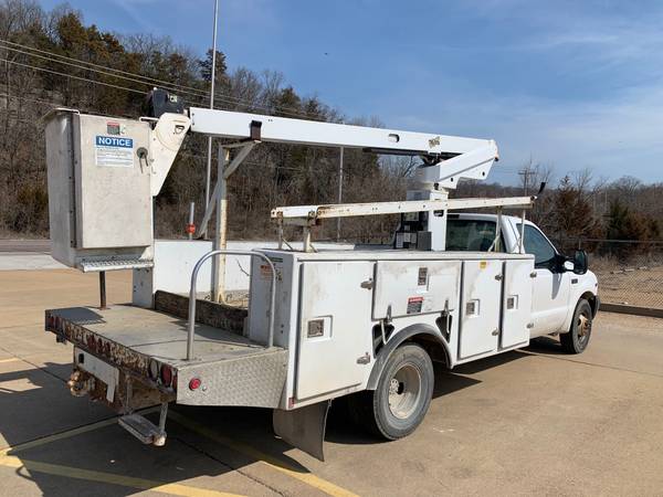 2003 Ford F-350 - MTI Bucket Utility Boom Truck - Clean Title - cars for sale in Imperial, MO – photo 6