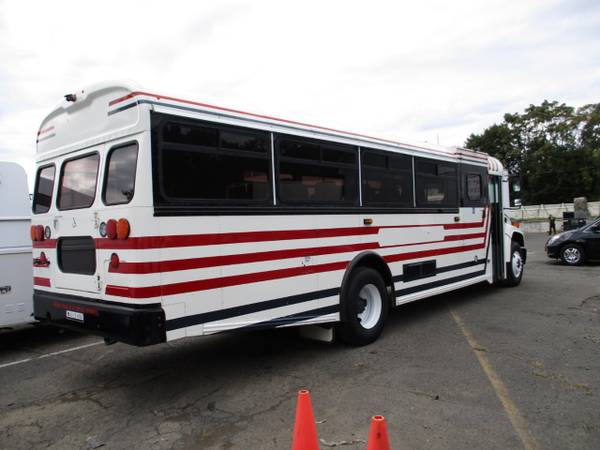 2016 Blue Bird All American 26 PASSENGER, HANDICAPPED, ACTIVITY BUS for sale in South Amboy, NY – photo 4