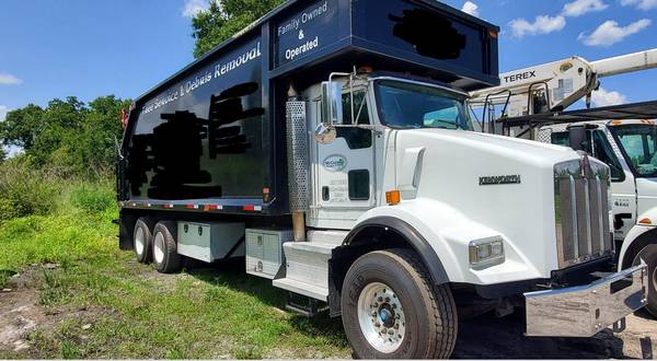 2012 Kenworth T-900 Grapple Truck for sale in Land O Lakes, FL – photo 2