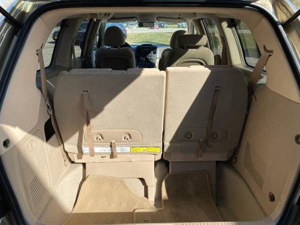 2006 Kia Sedona 4dr Auto LX - cars & trucks - by dealer - vehicle... for sale in CENTER POINT, IA – photo 19