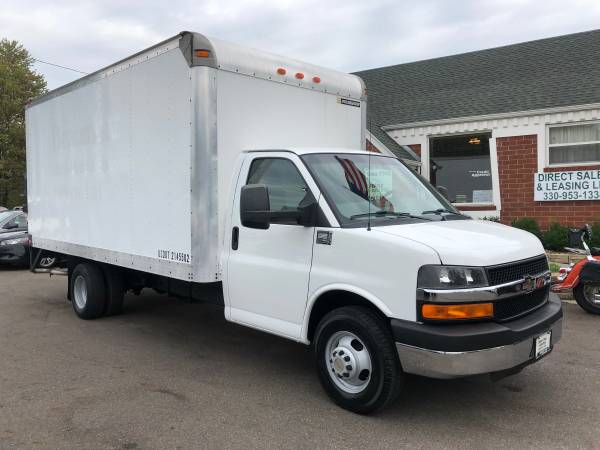 💥11 Dually Box Truck-Runs 100%One Owner/37K Miles/Super Deal💥 for sale in Youngstown, OH – photo 9