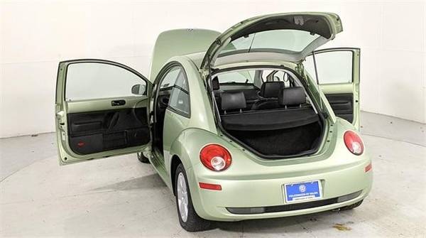2007 Volkswagen New Beetle VW 2dr Manual Coupe - cars & trucks - by... for sale in Salem, OR – photo 14