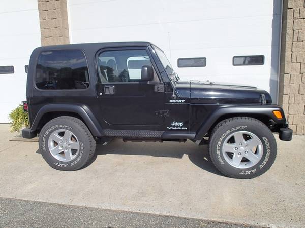 2005 Jeep Wrangler Sport 6 cyl, auto, Black, Hardtop, Alloys - cars... for sale in Chicopee, CT – photo 3