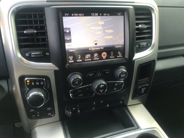 2015 RAM 1500 SLT Crew Cab SWB 4WD for sale in Flint, MI – photo 18