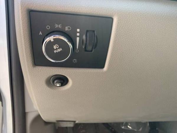 2011 JEEP GRAND CHEROKEE for sale in Lancaster, IA – photo 8