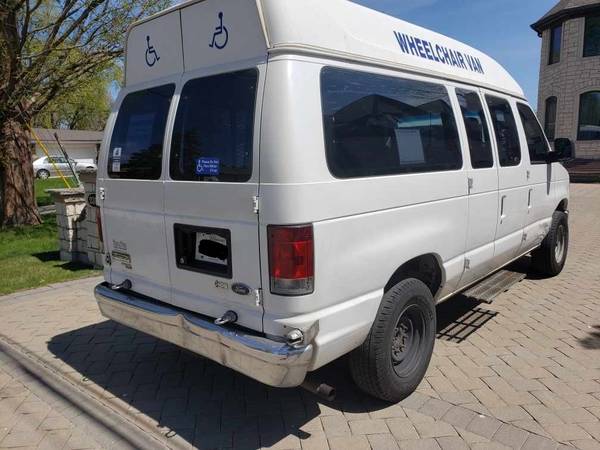 2011 Ford Econoline E-250 Wheelchair Mobility Van - 6, 990 - cars & for sale in Des Plaines, IL – photo 3