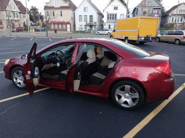 2010 Pontiac G6 4-cylinder - cars & trucks - by owner - vehicle... for sale in milwaukee, WI – photo 6
