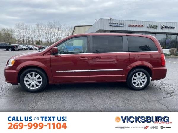 2013 Chrysler Town & Country Touring - - by dealer for sale in Vicksburg, MI – photo 9