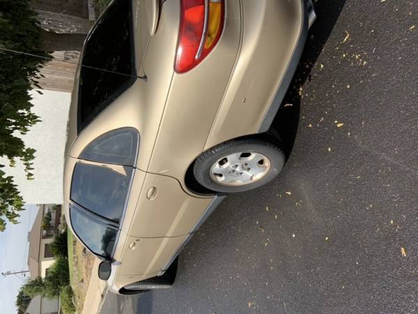 Quality Saturn: needs work for sale in Stockton, CA – photo 3