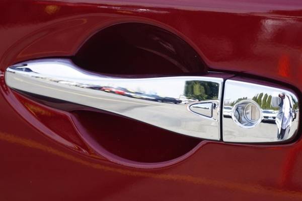 2015 Nissan Pathfinder Sv 4wd - - by dealer - vehicle for sale in Edmonds, WA – photo 16