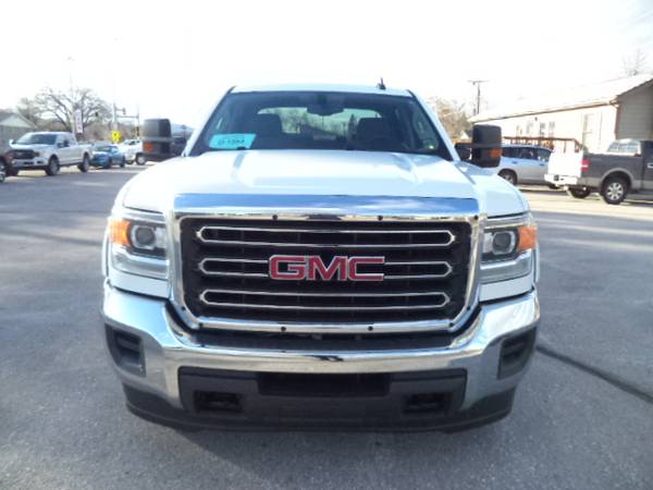 2016 GMC Sierra 2500HD Crew Cab 6.0L V8 4x4, low miles - cars &... for sale in Sturgis, SD – photo 2