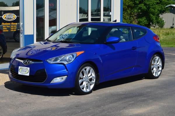 2012 Hyundai Veloster 6 SPEED MANUAL - cars & trucks - by dealer -... for sale in Alexandria, ND – photo 2