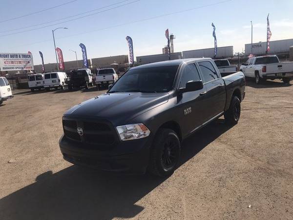 2016 Ram 1500 Crew Cab - Financing Available! - cars & trucks - by... for sale in Glendale, AZ – photo 5