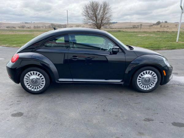 2014 Volkswagen Beetle 2 5L PZEV 2dr Coupe 6A 1 Country for sale in Ponca, SD – photo 6