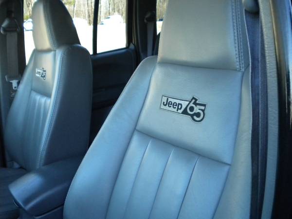 Jeep Liberty 4X4 65th anniversary edition Sunroof 1 Year for sale in Hampstead, NH – photo 18