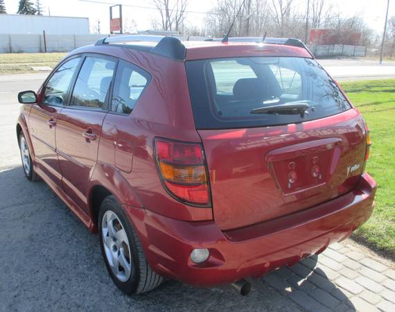 CLEAN! 2008 PONTIAC VIBE GAS SAVER RUNS GREAT 1 OWNER! - cars & for sale in Waterford, MI – photo 8
